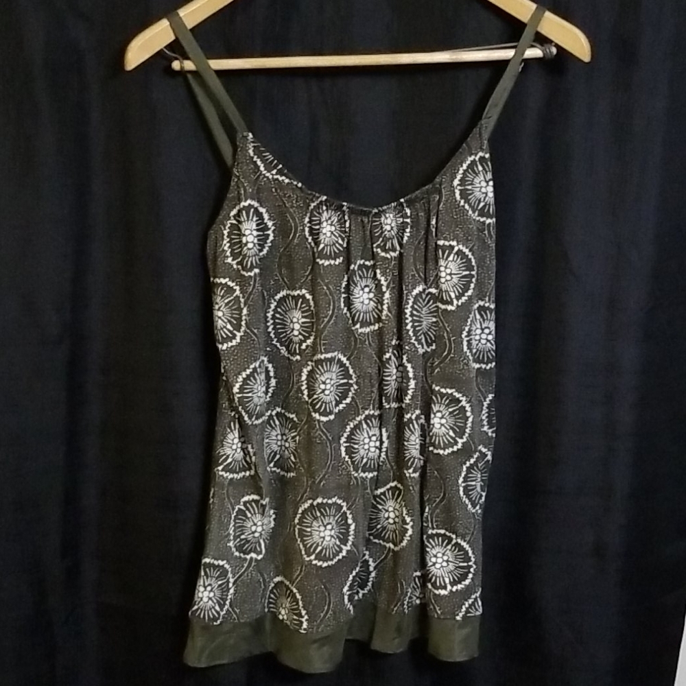 Velvet Ivy top